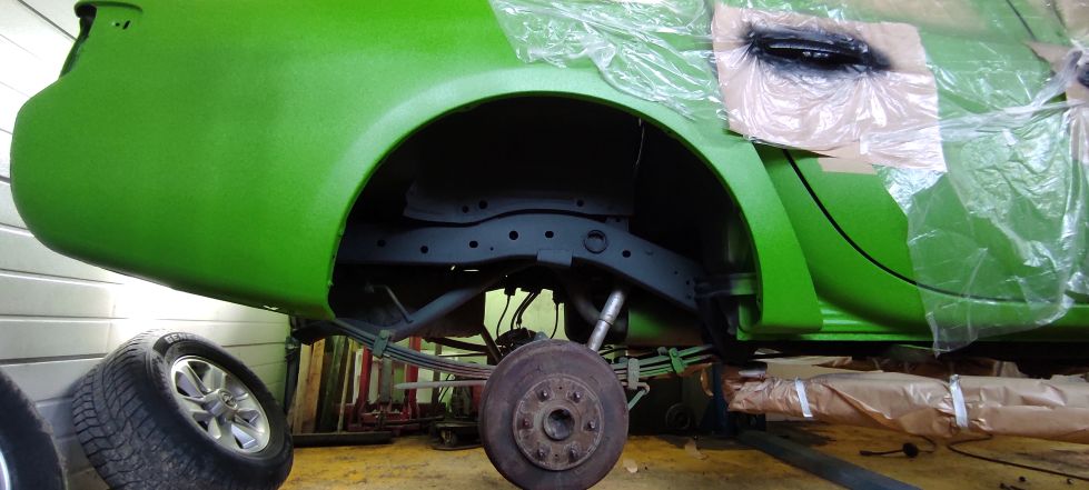 Proiect vopsire auto completă – Mitsubishi L200, cu vopsea Raptor verde - Poza 1