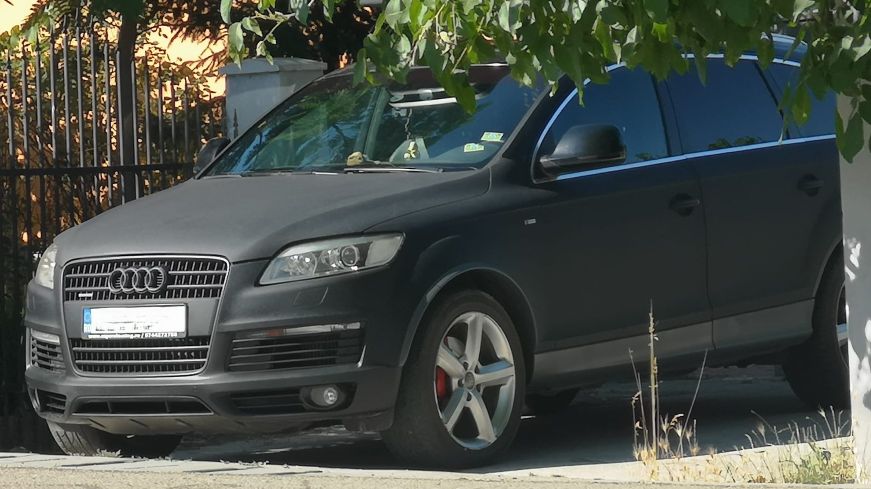 Proiect vopsire auto completă – Audi, cu vopsea Raptor negru - Poza 2