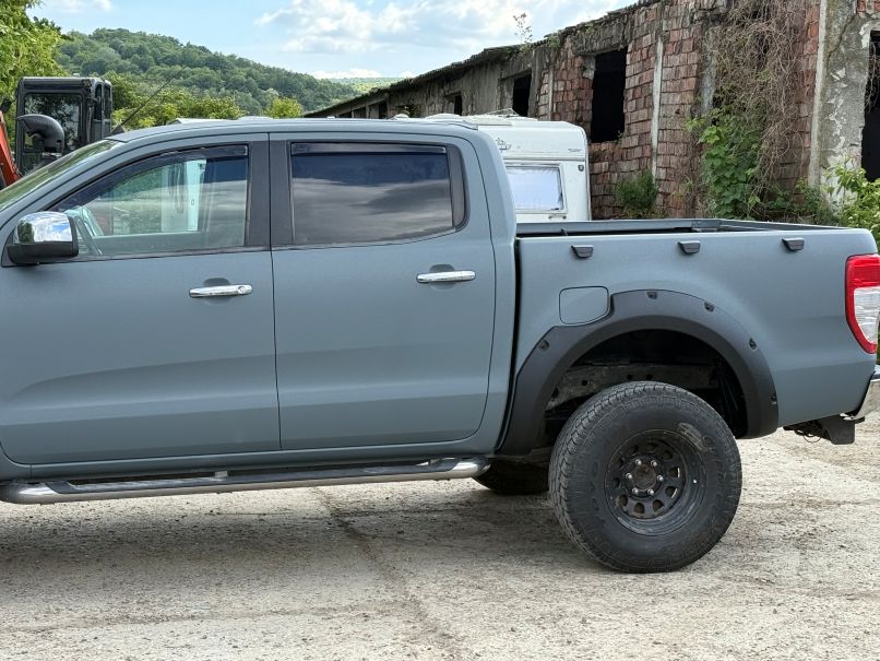 Proiect vopsire auto completă – Ford XLT, cu vopsea Raptor gri și negru - Poza 6