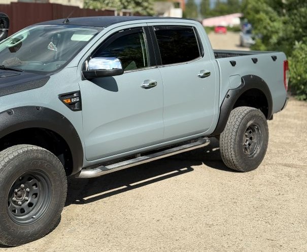 Proiect vopsire auto completă – Ford XLT, cu vopsea Raptor gri și negru - Poza 17