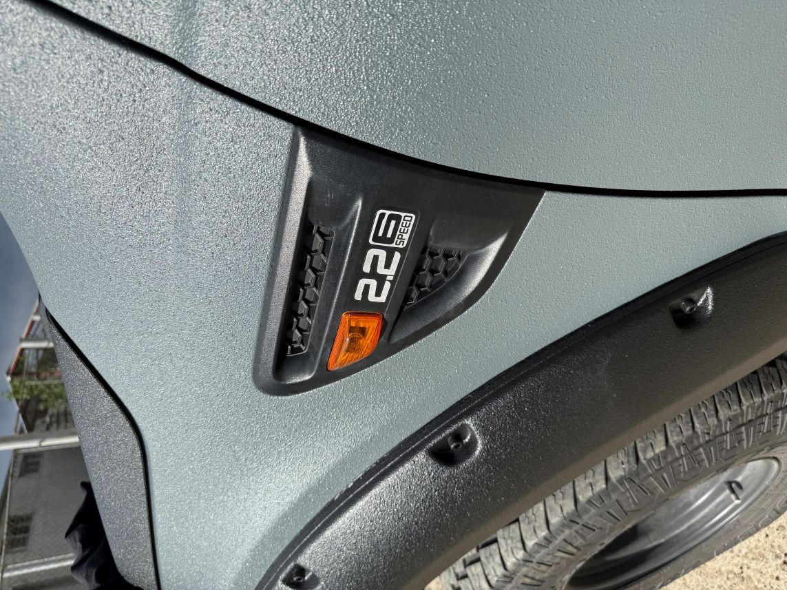 Proiect vopsire auto completă – Ford XLT, cu vopsea Raptor gri și negru - Poza 19
