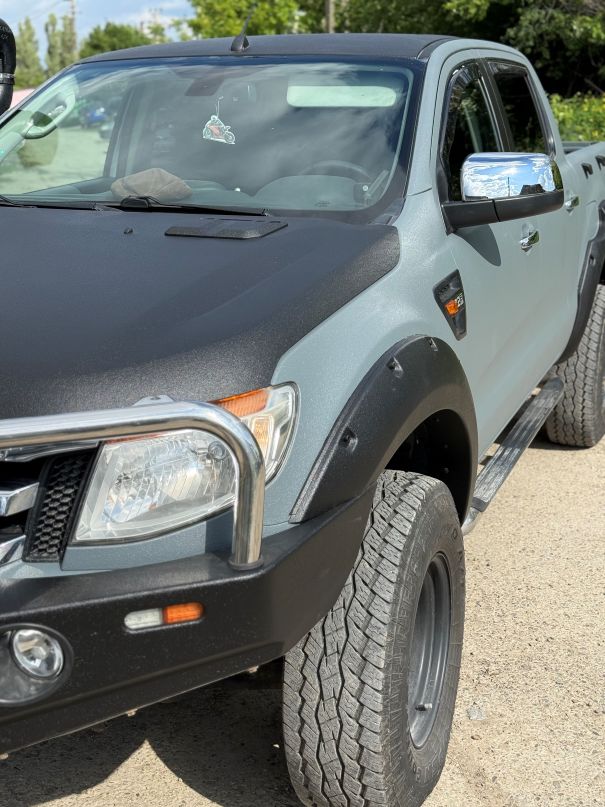 Proiect vopsire auto completă – Ford XLT, cu vopsea Raptor gri și negru - Poza 20