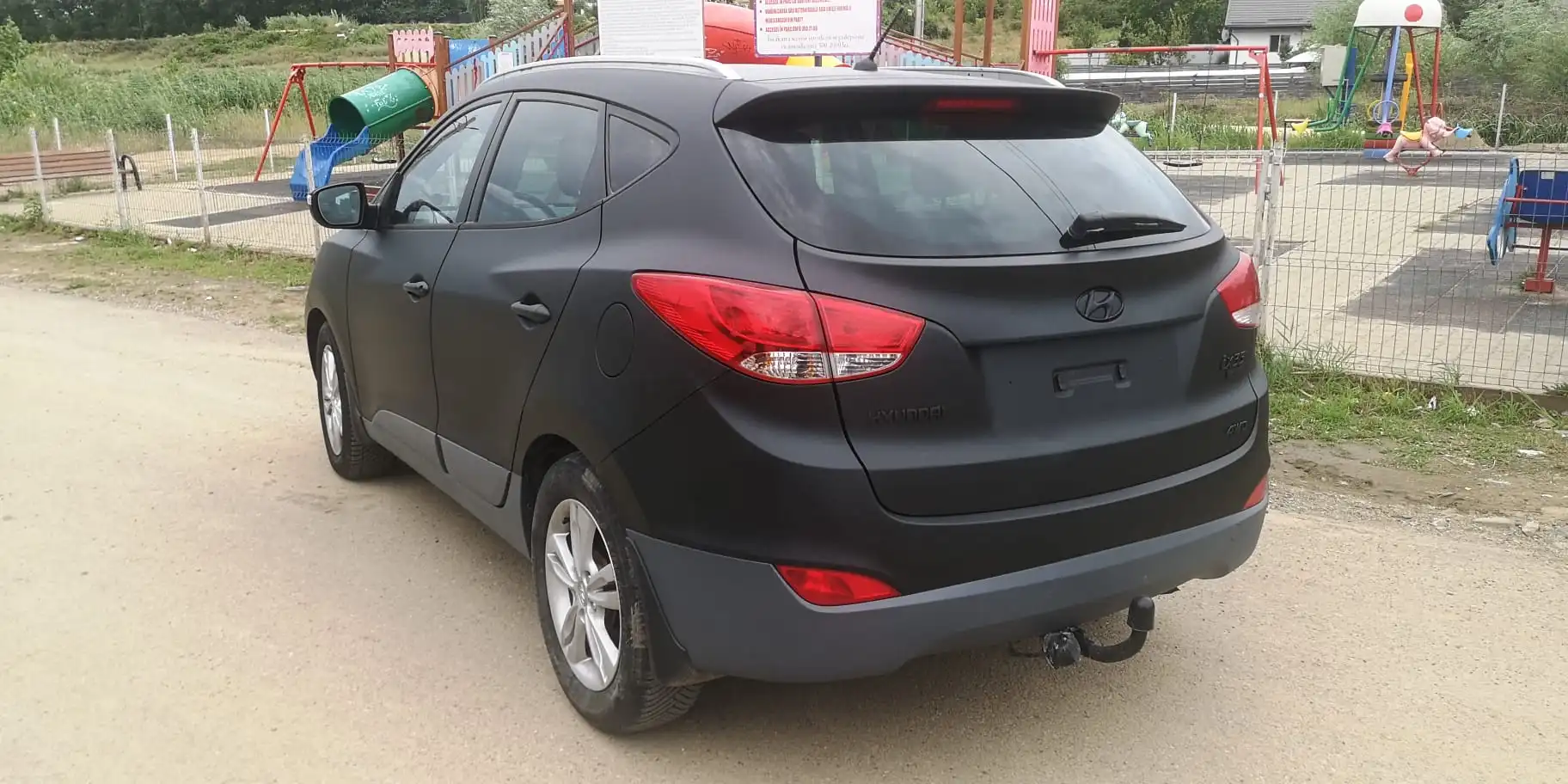 Proiect vopsire auto completă – Hyundai ix 35, cu vopsea Raptor negru - Poza 6