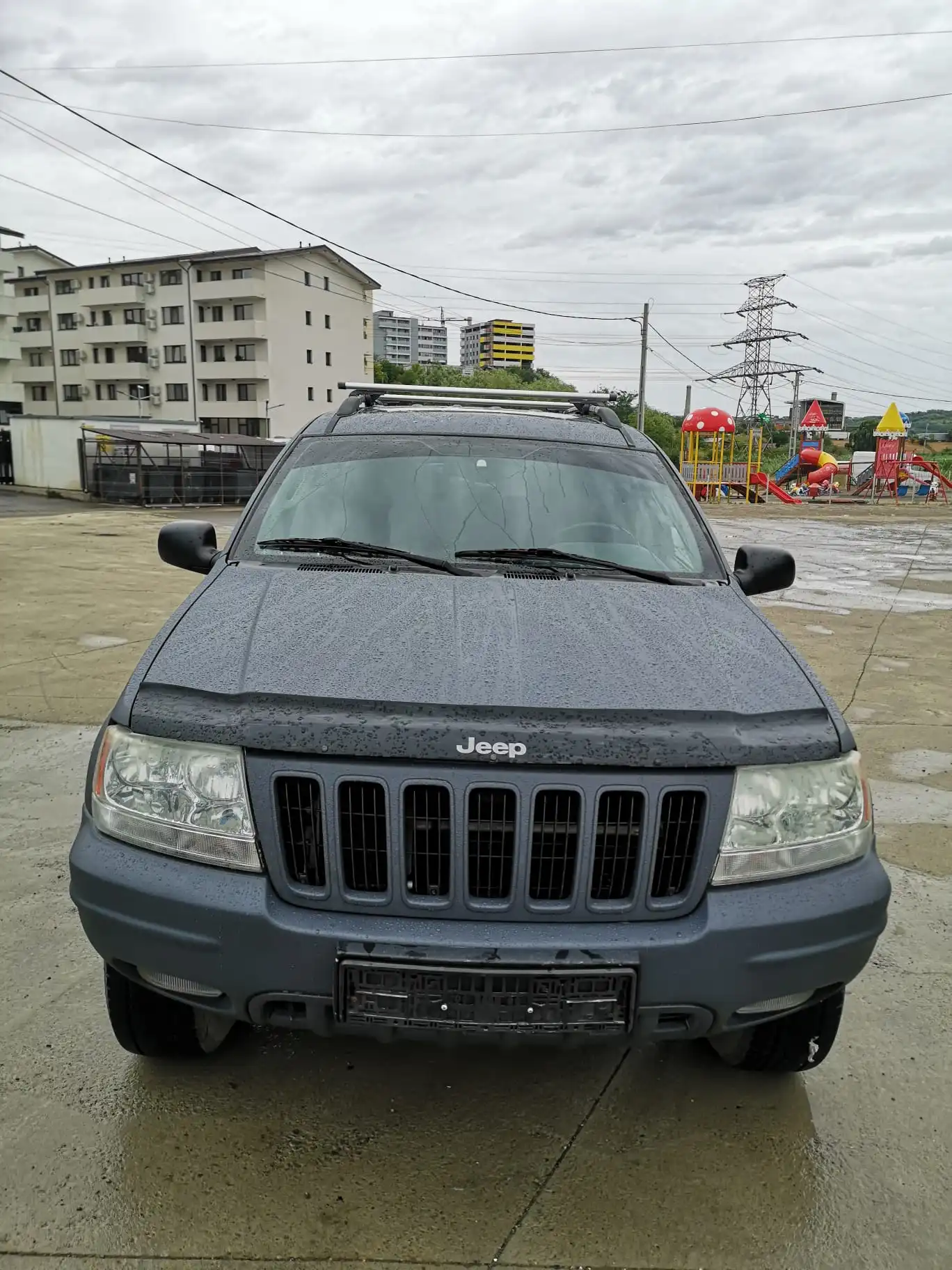 Proiect vopsire auto completă – Jeep, cu vopsea Raptor gri - Poza 1