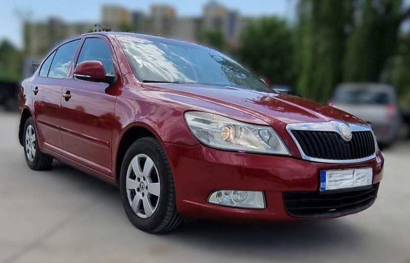 Proiect vopsire auto completă – Skoda Octavia, cu vopsea rosu - Poza 13