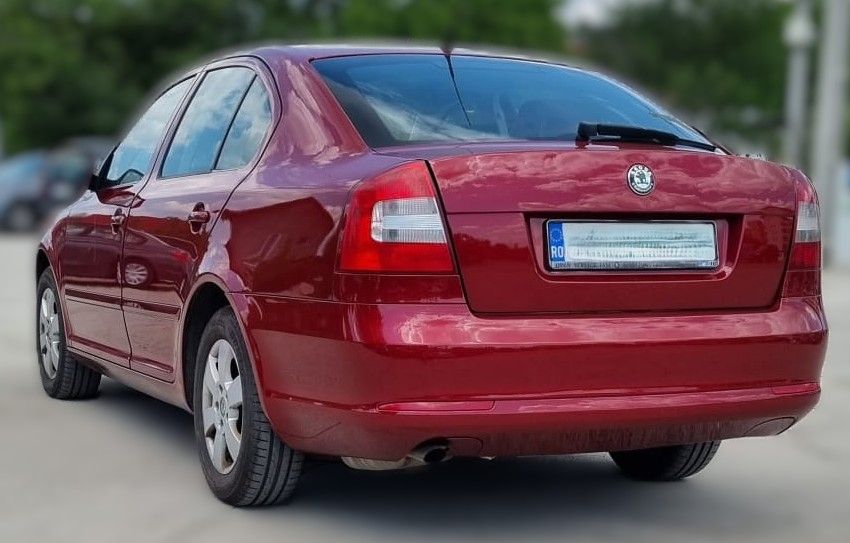 Proiect vopsire auto completă – Skoda Octavia, cu vopsea rosu - Poza 14