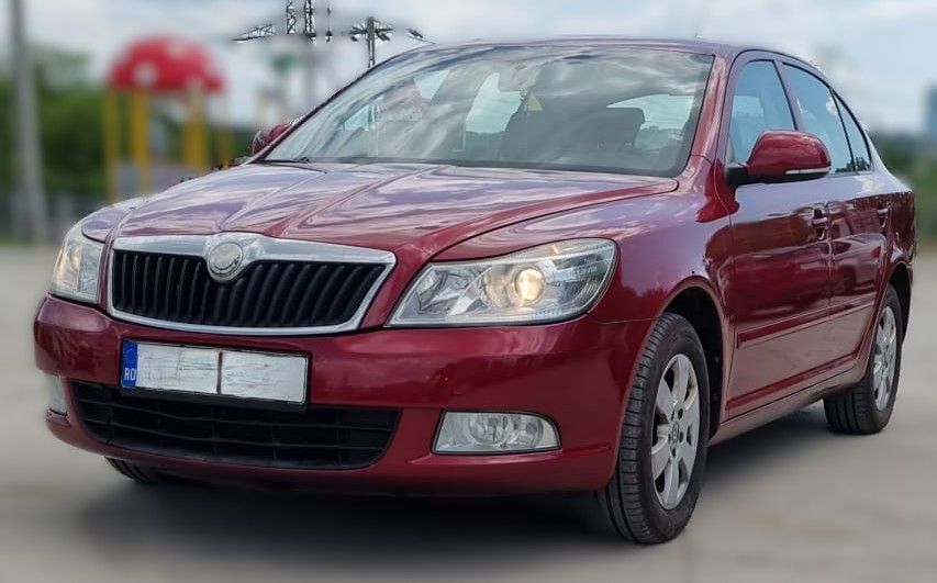 Proiect vopsire auto completă – Skoda Octavia, cu vopsea rosu - Poza 15