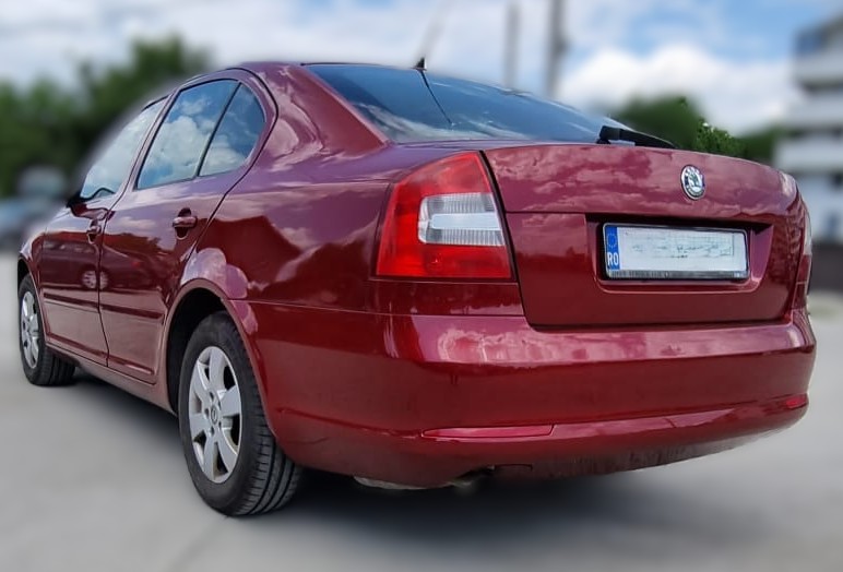 Proiect vopsire auto completă – Skoda Octavia, cu vopsea rosu - Poza 23