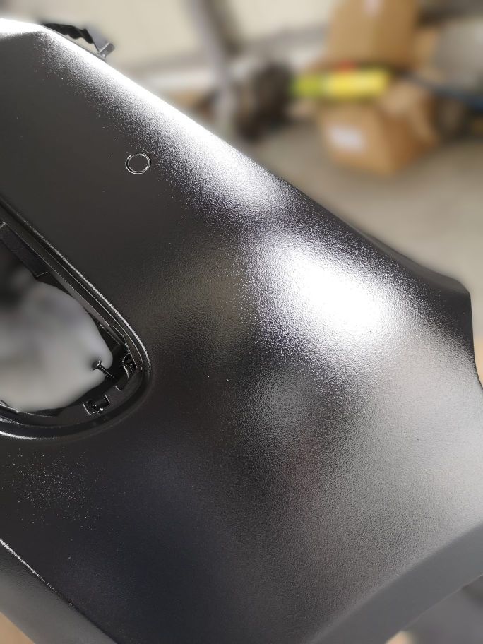 Proiect vopsire auto completă – Volkswagen Golf, cu vopsea Raptor negru - Poza 3